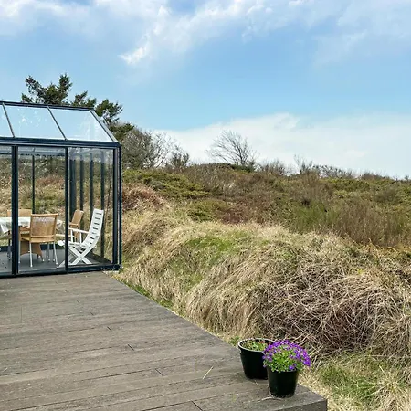Feriehus Smukt Hus I Med Havudsigt